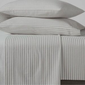 NWT Threshold Flannel Sheet Set Sz. King